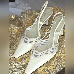 Elegant Cream Women's Shoes